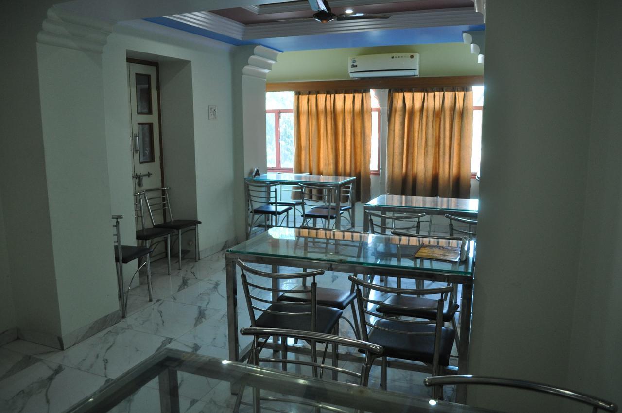 Simla Hotel Jaipur Exteriör bild